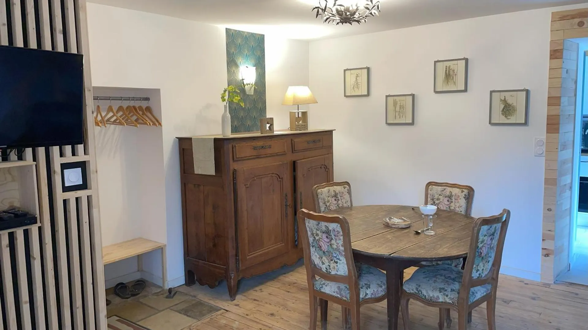Maison De Charme 4 Personnes Montvalent Ferienhaus